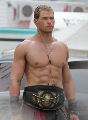 Kellan-Lutz-mint-Hercules-jó-pasi