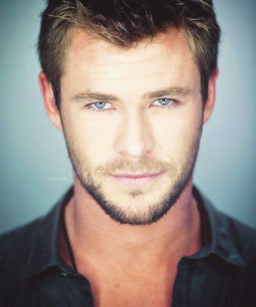 Chris-Hemsworth