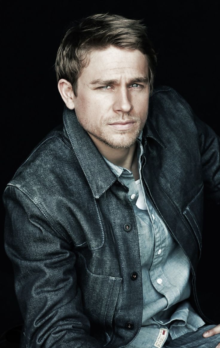 Charlie-Hunnam