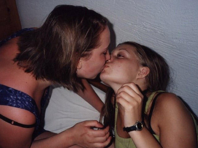 online Lesben sexpics - Kostenlose Sexbilder und heisse Pornobilder - Foto 3385