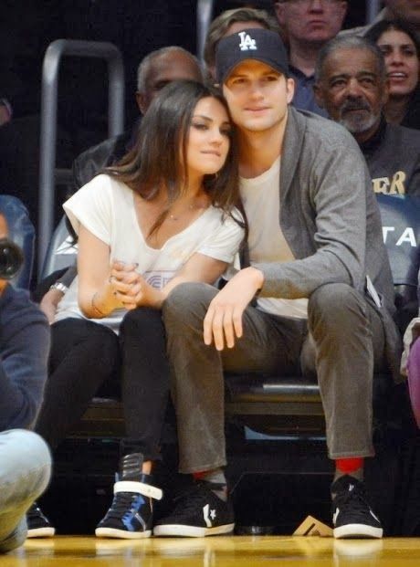 Napi-celeb-Mila-Kunis-And-Ashton-Kutcher